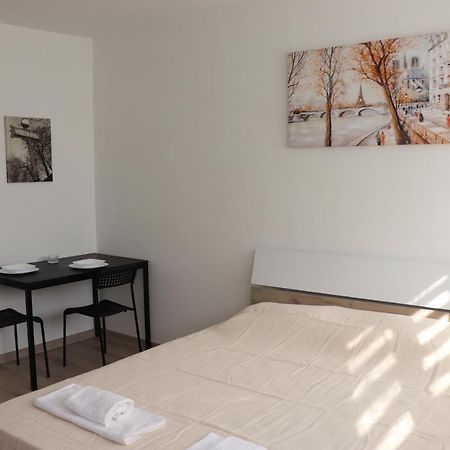 贝尔格莱德Apartman Lena Banovo Brdo公寓 外观 照片